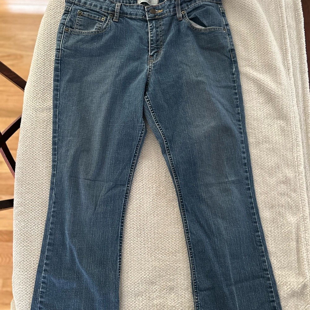Women’s Levi Strauss Signature stretch low rise bootcut jeans denim 12 SHORT